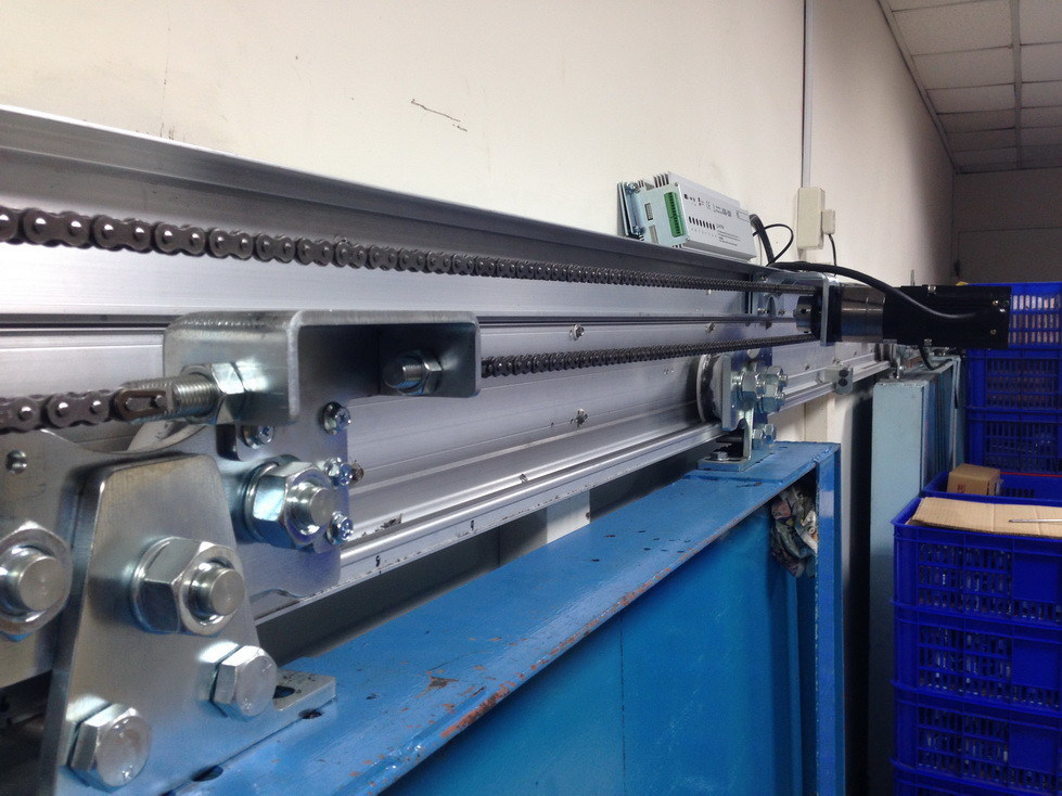 Professional Worm Gear Heavy duty door Operator , Max. Weight 1000KG/Leaf