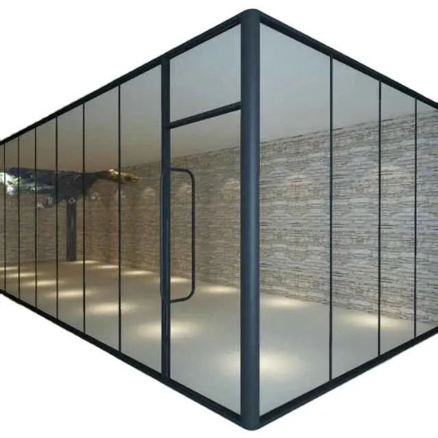 Gri Birleştirilmiş Tempered Glass Üçlü Camlı Perde Duvar Cephesi Sistemi