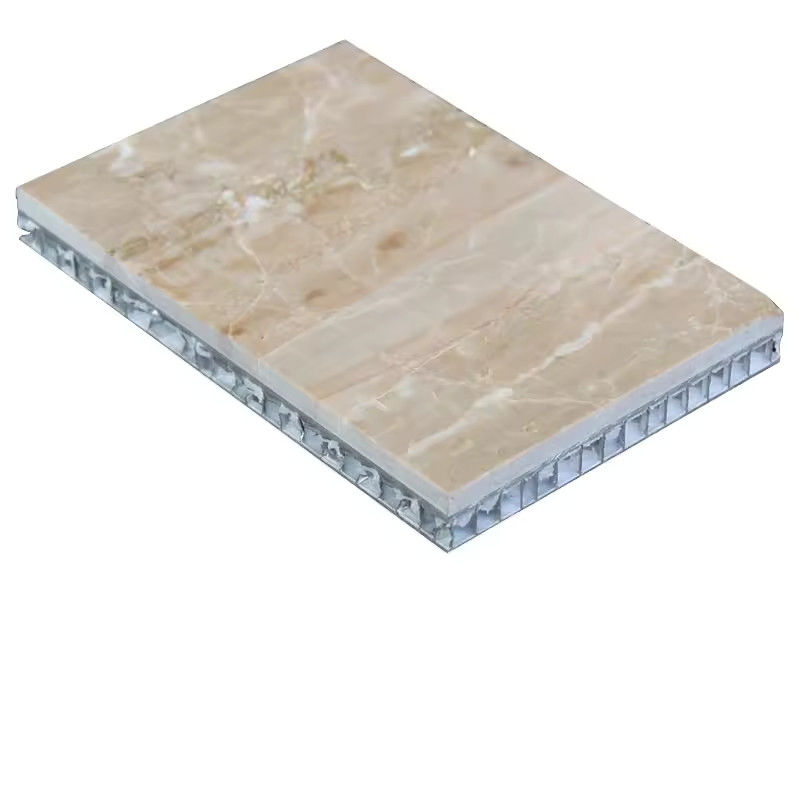 Alüminyum Finer Panel 1.5mm Kalınlığı Yumuşak Desen Yüksek Korozyon Direnci