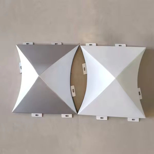 2mm Kalın Gümüş Korozyona Karşı Alüminyum Finer Panel İç Duvar Dekorasyonu