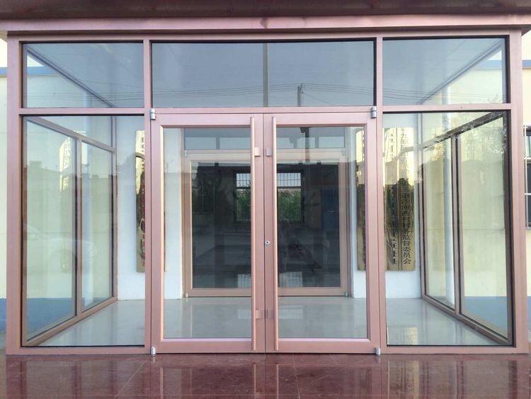 Paslanmaz çelik alüminyum Dışarı Çift katlı yaylı otomatik salıncak Kapılar 72x96 ODM